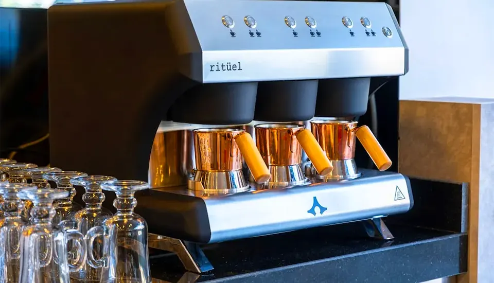 سینت استار هتل کمر